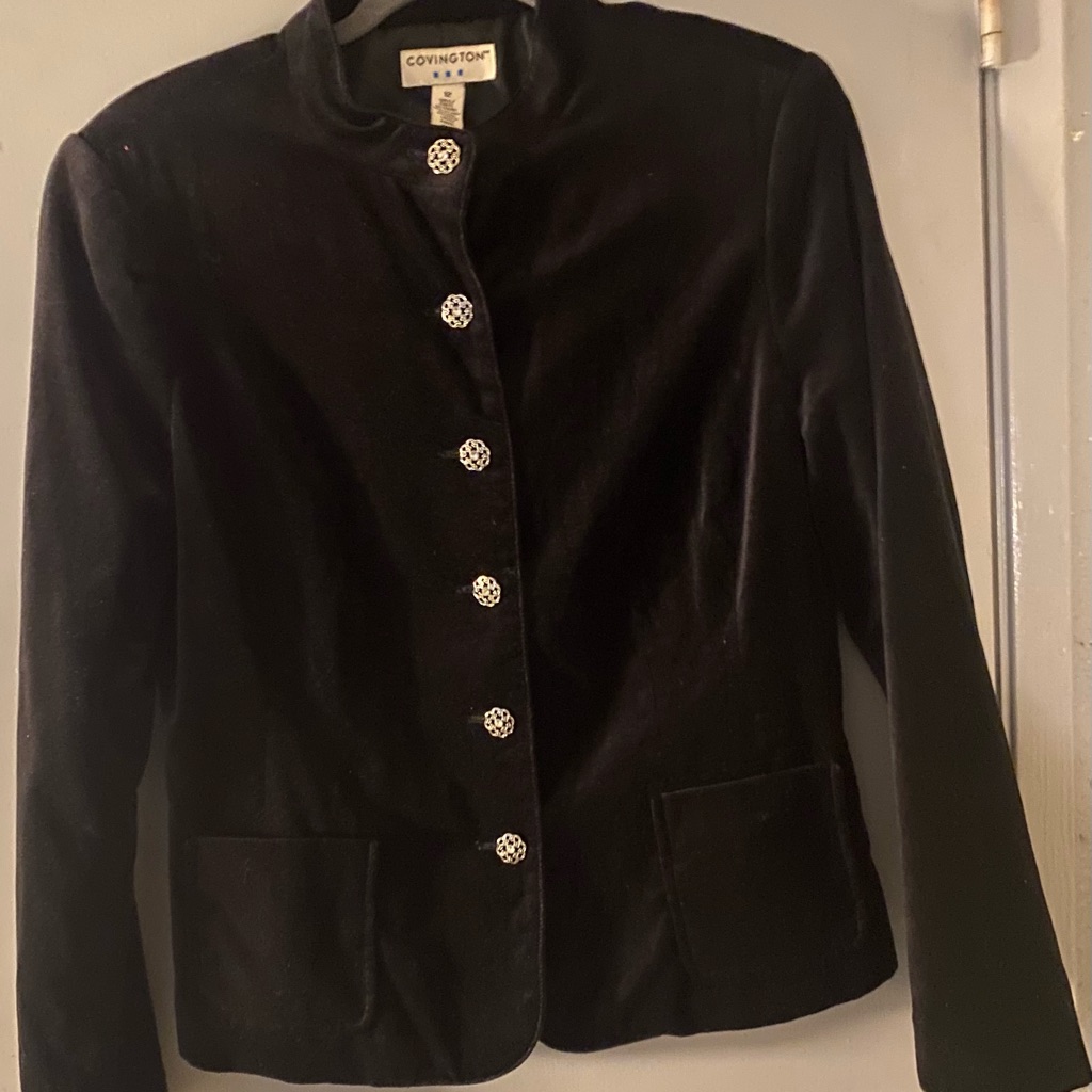 Covington Vintage 12 Women’s Black Velour Lined Coat